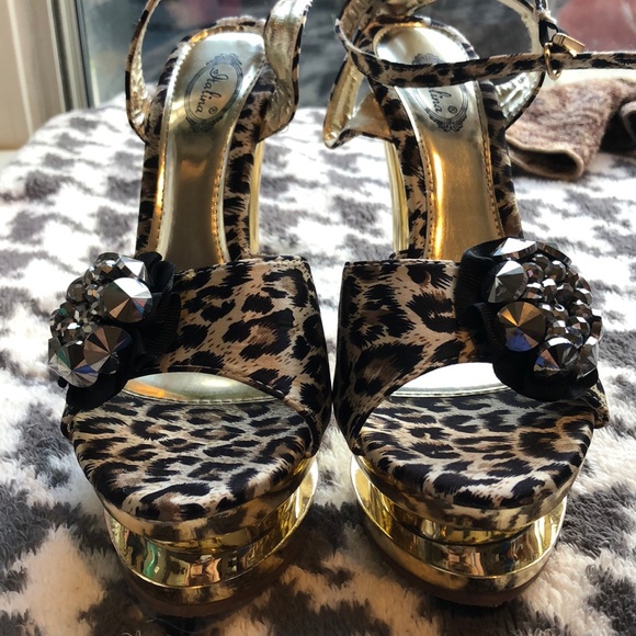 Leopard print platform heel - Picture 3 of 5